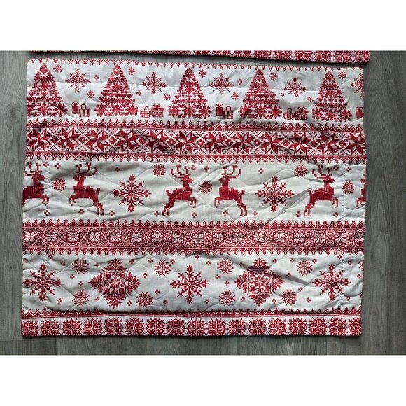 Red & White Quilted Reindeer Snowflake Christmas Pillow Shams - Picture 2 of 6